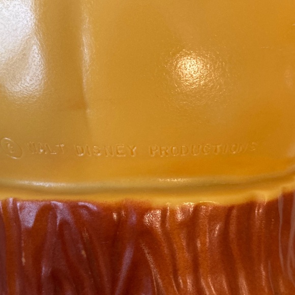 Vintage 1970’s Sears Winnie the Pooh Blow Mold Coin Bank Walt Disney Production - Picture 9 of 9